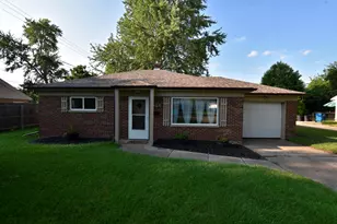 586 Wa Wee Nork Dr, Battle Creek, MI 49015 - Photo 1
