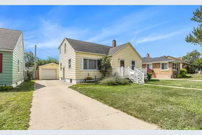 906 Grant Avenue, Grand Haven, MI 49417 - Photo 1