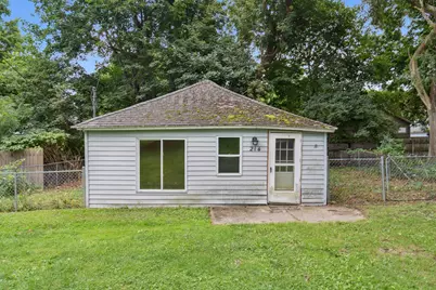 214 N Fountain Street, Marshall, MI 49068 - Photo 1