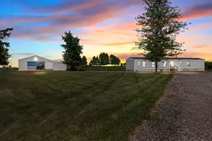 9965 Tuttle Rd, Pittsford, MI 49271 - Photo 1