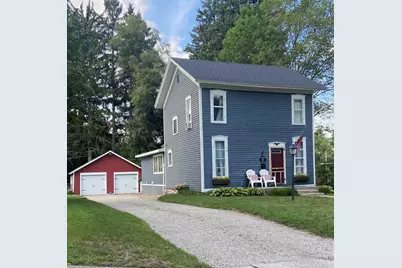 522 W Cass Street, Greenville, MI 48838 - Photo 1
