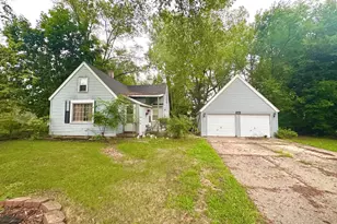 3918 Miramar Ave NE, Grand Rapids, MI 49525 - Photo 1