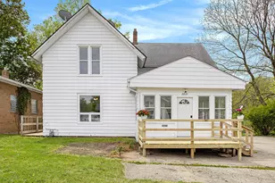 22121 Bedford Rd N, Battle Creek, MI 49017 - Photo 1