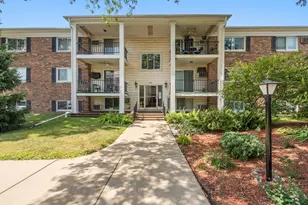 806 W Michigan Ave, Jackson, MI 49202 - Photo 1