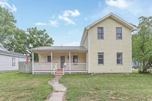 233 W Hammond St St, Otsego, MI 49078 - Photo 1