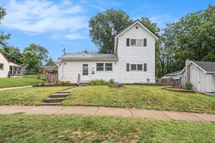 422 Johnson St, Ionia, MI 48846 - Photo 1