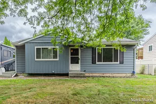 314 Elizabeth Dean Dr, Lowell, MI 49331 - Photo 1