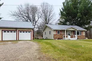 2617 Dale Dr, Six Lakes, MI 48886 - Photo 1