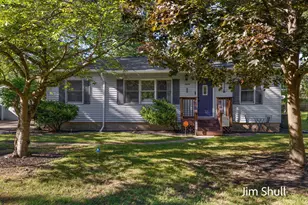 1644 Oak Park Dr, Muskegon, MI 49442 - Photo 1