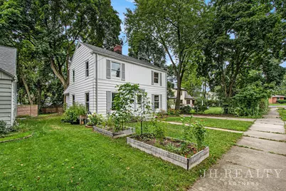 1613 Margaret Avenue SE, Grand Rapids, MI 49507 - Photo 1