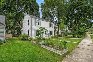 1613 Margaret Ave SE, Grand Rapids, MI 49507 - Photo 1