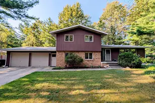 1111 Wildwood St, Midland, MI 48642 - Photo 1