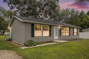 310 Rogers St, Decatur, MI 49045 - Photo 1