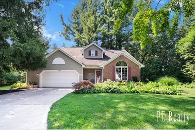 2921 Bird Avenue NE, Grand Rapids, MI 49525 - Photo 1