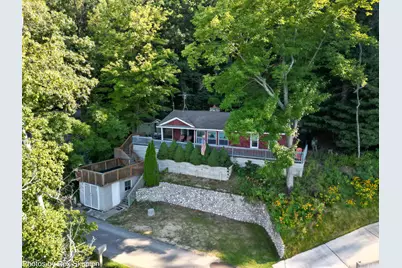 353 E Sawyer Boulevard, Newaygo, MI 49337 - Photo 1