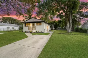 8268 Essex Ave, Warren, MI 48089 - Photo 1