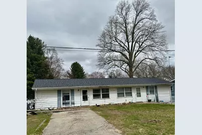 417 E Parsons Street, Watervliet, MI 49098 - Photo 1