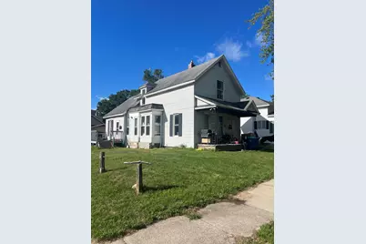 724 E Filer Street, Ludington, MI 49431 - Photo 1