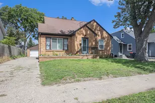 337 W 22nd St, Holland, MI 49423 - Photo 1