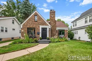 641 Griswold St SE, Grand Rapids, MI 49507 - Photo 1