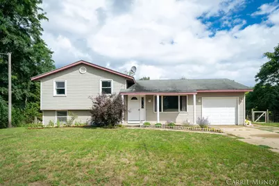 6757 124th Avenue, Fennville, MI 49408 - Photo 1