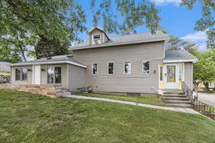 217 5th Ave, Manistee, MI 49660 - Photo 1