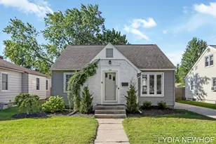 268 W 15th St, Holland, MI 49423 - Photo 1