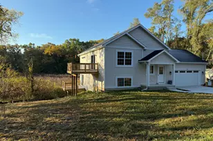 1860 Kreft St NE, Grand Rapids, MI 49525 - Photo 1