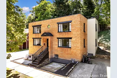 214 Clinton Avenue, Grand Haven, MI 49417 - Photo 1