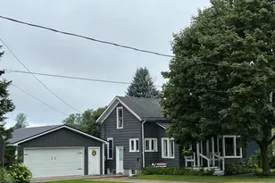 430 Sherman Ave, Lakeview, MI 48850 - Photo 1