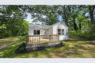 470 S Sheridan Drive, Muskegon, MI 49442 - Photo 1