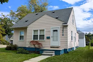 32219 Carlisle Pkwy, Wayne, MI 48184 - Photo 1