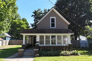 303 W Wayne St, Dowagiac, MI 49047 - Photo 1