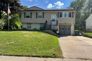 648 Ferndale Ave NW, Grand Rapids, MI 49534 - Photo 1