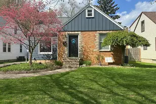 915 Walsh St SE, Grand Rapids, MI 49507 - Photo 1