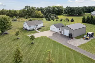 1135 Jack Henry Dr, Charlotte, MI 48813 - Photo 1