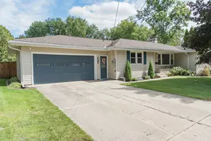 1120 Turwill Ln, Kalamazoo, MI 49006 - Photo 1