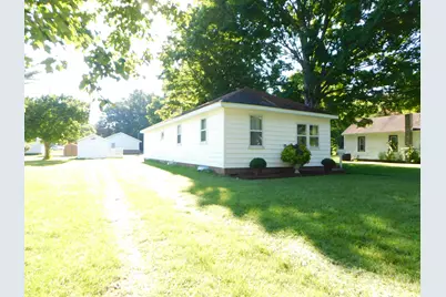 407 S Brown Street, Paw Paw, MI 49079 - Photo 1