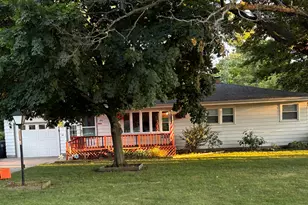 670 Marvin Ave, Saint Joseph, MI 49085 - Photo 1