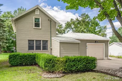 636 S State Street, Nashville, MI 49073 - Photo 1