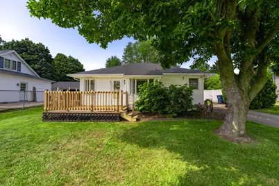 747 Chippewa Street, Buchanan, MI 49107 - Photo 1