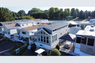 875 E Wells Street #19, South Haven, MI 49090 - Photo 1