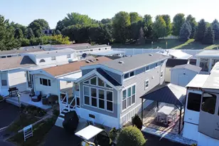 875 E Wells St, South Haven, MI 49090 - Photo 1