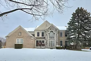 47498 Fox Run Dr, Canton, MI 48187 - Photo 1