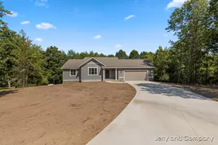 927 Apple Rdg Ct, Allegan, MI 49010 - Photo 1