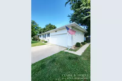 709 S Kibbee Street, Saint Johns, MI 48879 - Photo 1