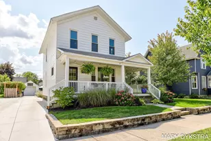 40 E 15th St, Holland, MI 49423 - Photo 1