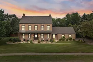 4435 Sunnymeade Dr, Saint Joseph, MI 49085 - Photo 1