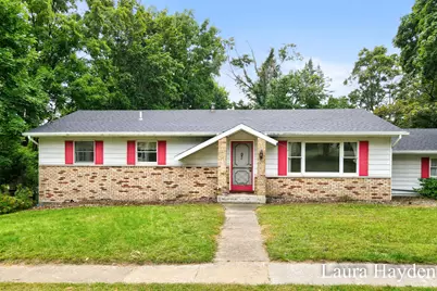 727 Chapman Street, Ionia, MI 48846 - Photo 1