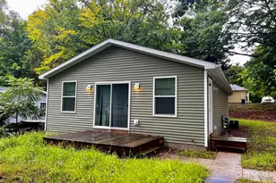 191 Bonnie St, Ludington, MI 49431 - Photo 1